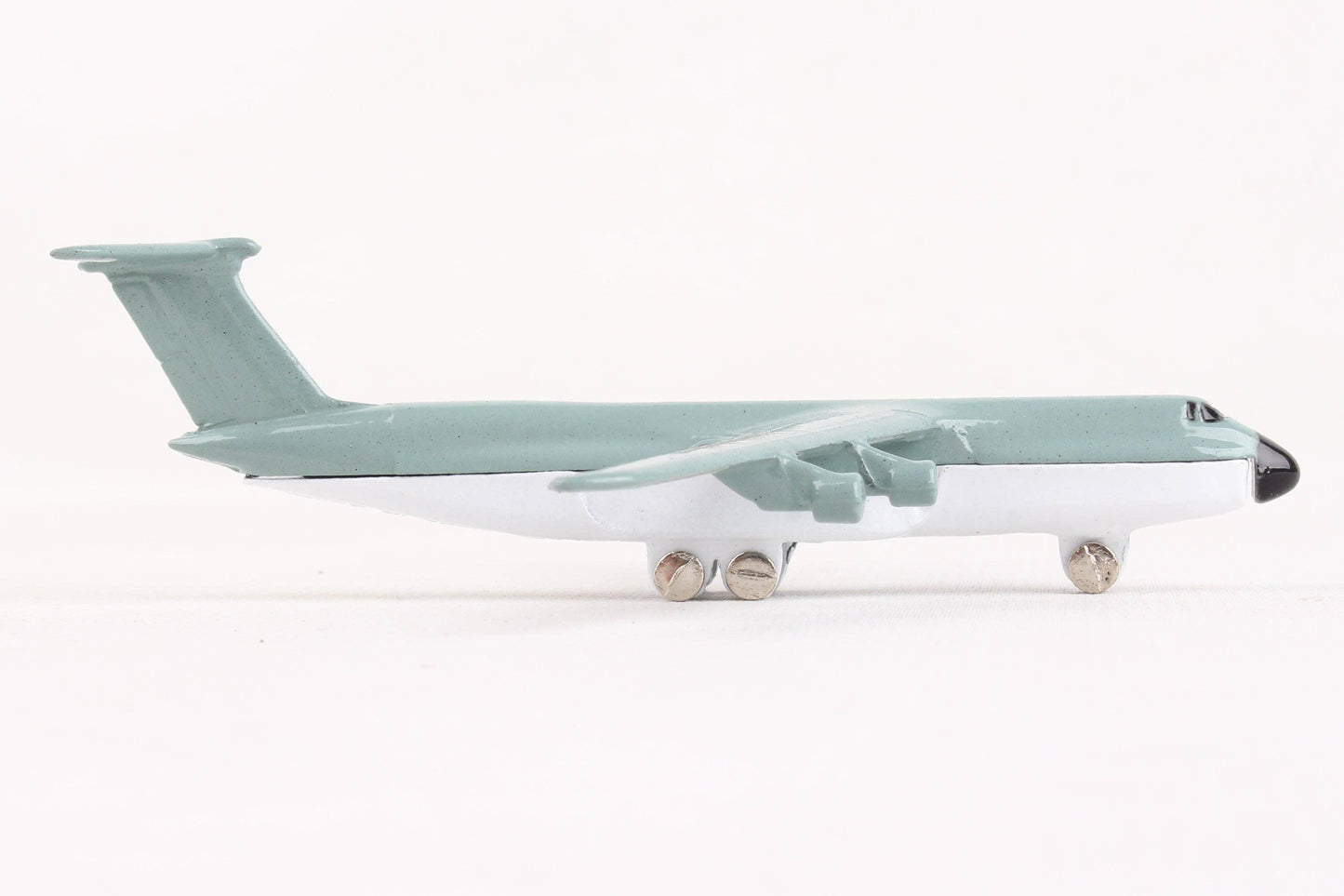 C-5 Galaxy Toy Runway24