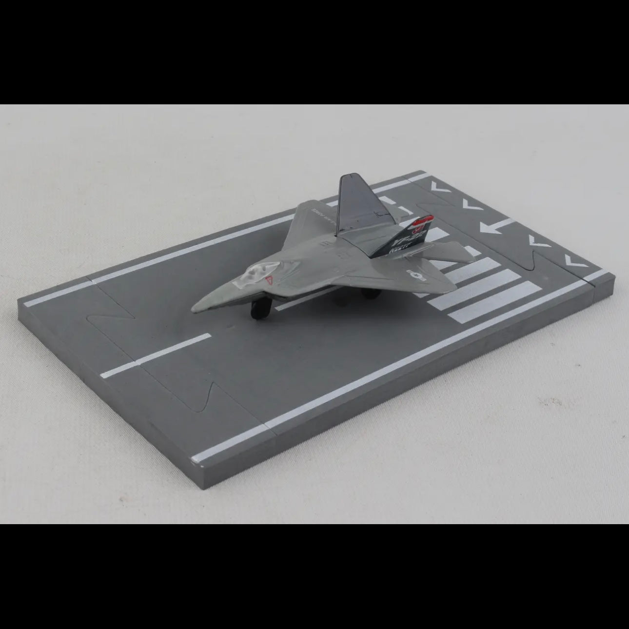 F-22 Raptor Diecast Pullback Toy Runway24