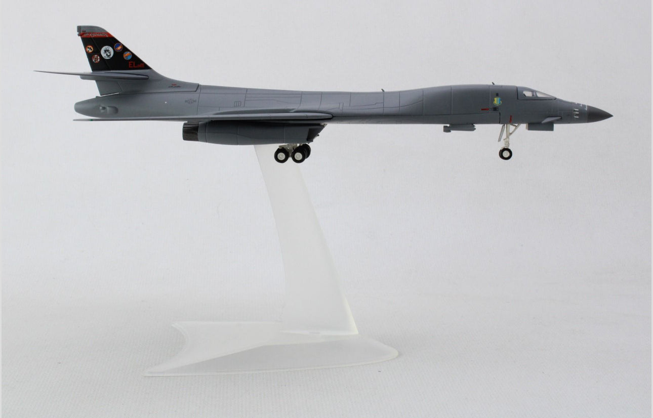 B-1B Lancer 1/200 28th Bomber Wing Model (HERPA)